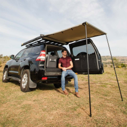 TJM Markise
Länge 140cm, Auszug 210cm,
inkl. Montagewinkel